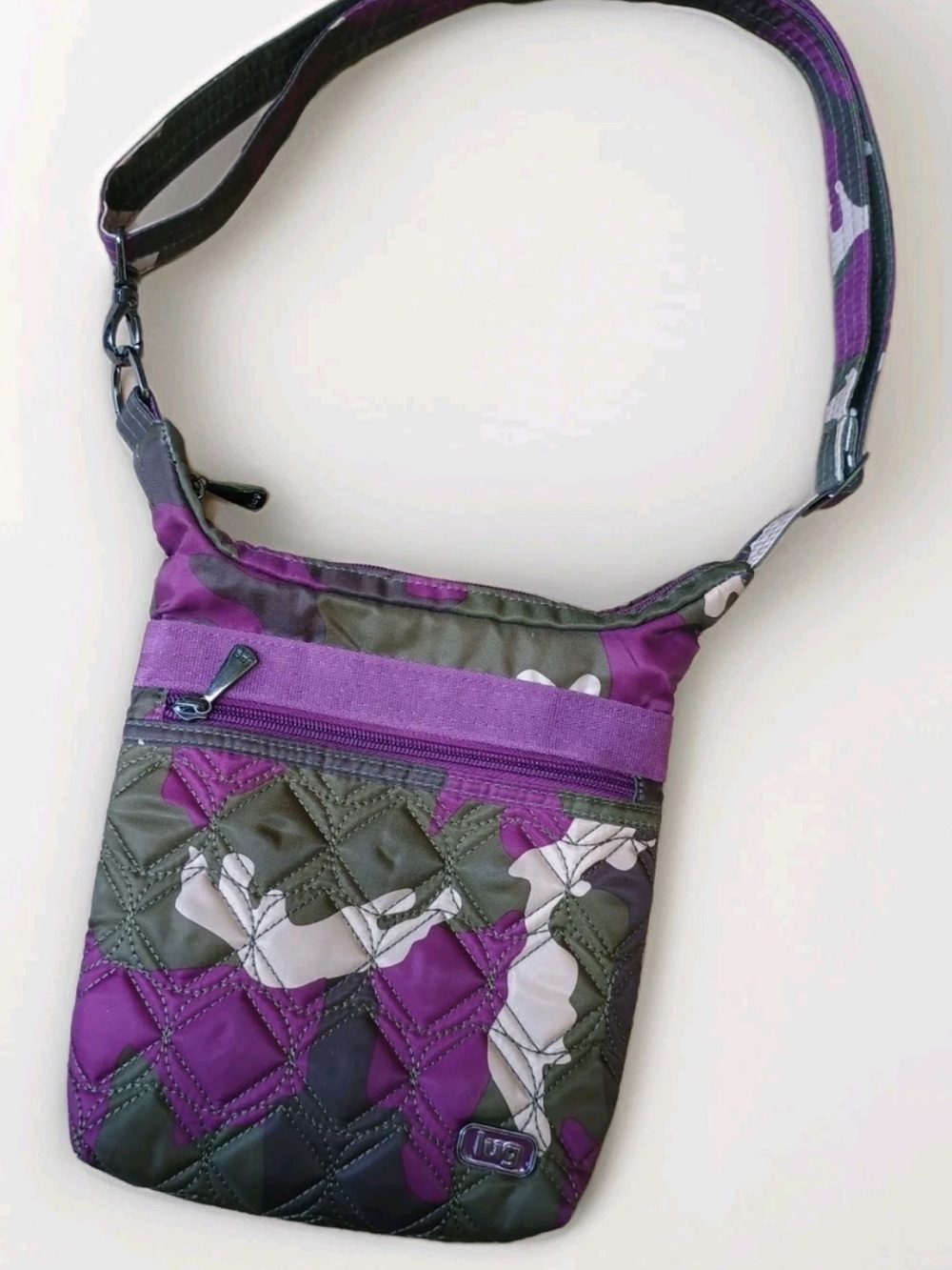 Lug Skipper Camo Berry quilted RFID Crossbody Bag
